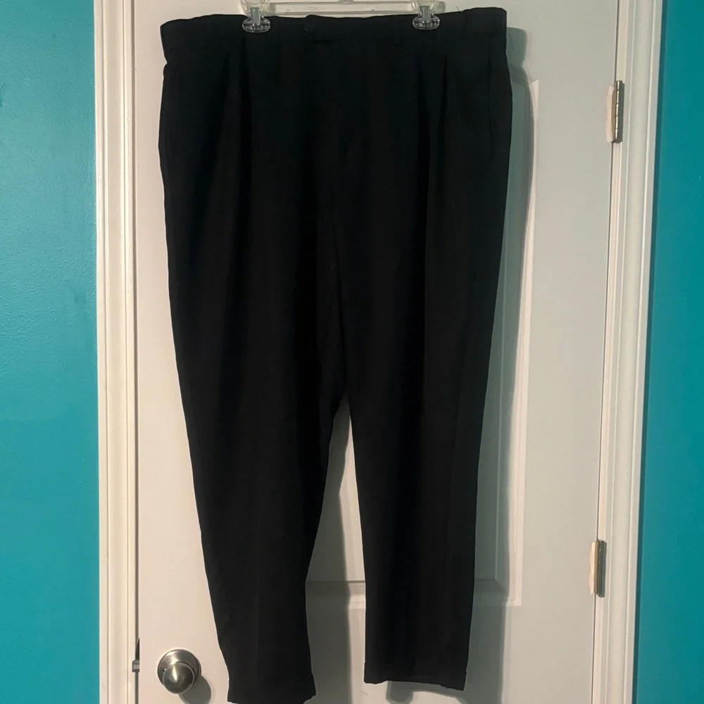 Roundtree & Yorke Black Dress Pants